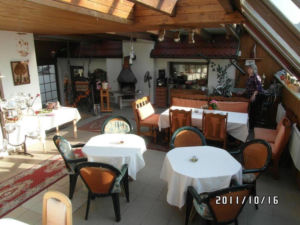 Pension Deichgraf Middelhagen Ngoại thất bức ảnh